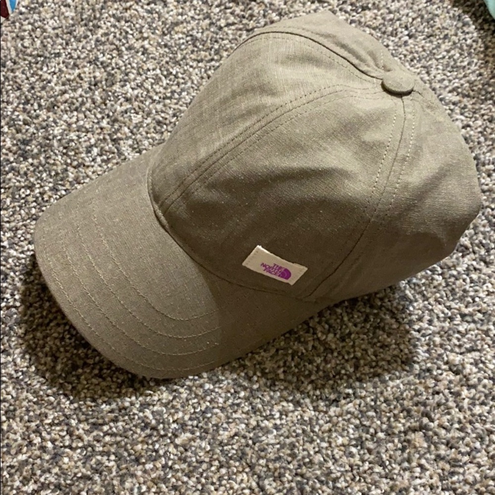North face hat